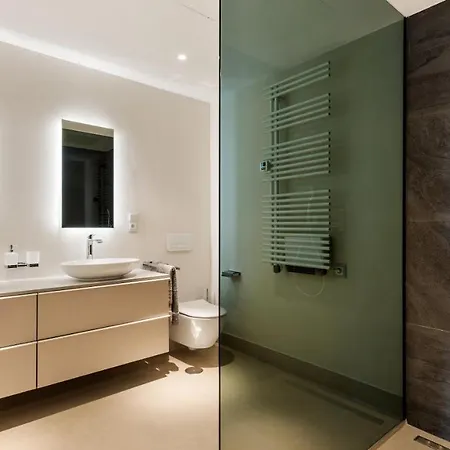 Frontline Luxury 10 Mins From Puerto Banus Rdr303 Apartment *