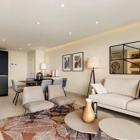 Apartment Frontline Luxury 10 Mins From Puerto Banus Rdr303 Estepona