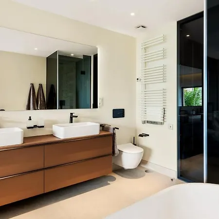 Frontline Luxury 10 Mins From Puerto Banus Rdr303 Apartment