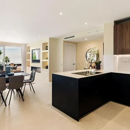 Frontline Luxury 10 Mins From Puerto Banus Rdr303 Apartment *