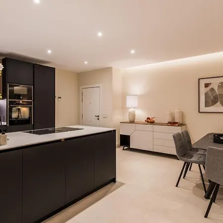 Frontline Luxury 10 Mins From Puerto Banus Rdr303 Apartment *